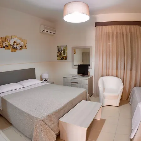 Aparthotel Agave 3*