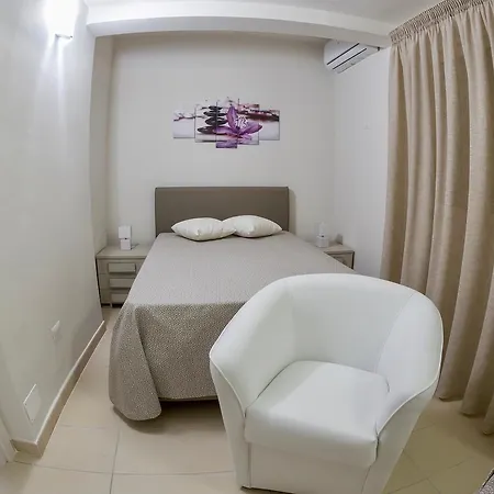 Aparthotel Agave 3*
